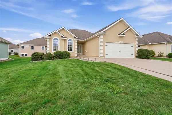 11404 Trevor DR, Peculiar, MO 64078