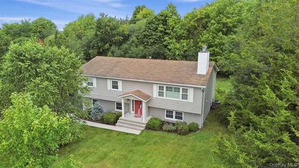17 High Hill AVE, Warwick, NY 10990