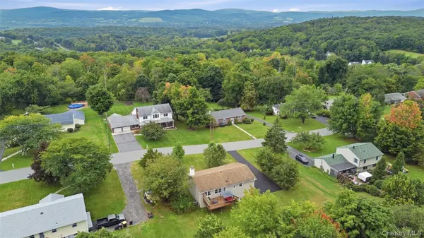 17 High Hill AVE, Warwick, NY 10990
