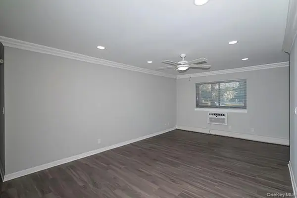 405 East Main ST #405-01, Bay Shore, NY 11706
