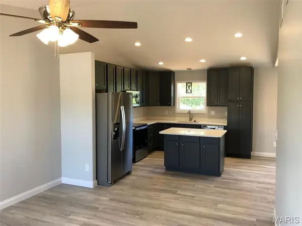 420 Triathlon DR, Foristell, MO 63348