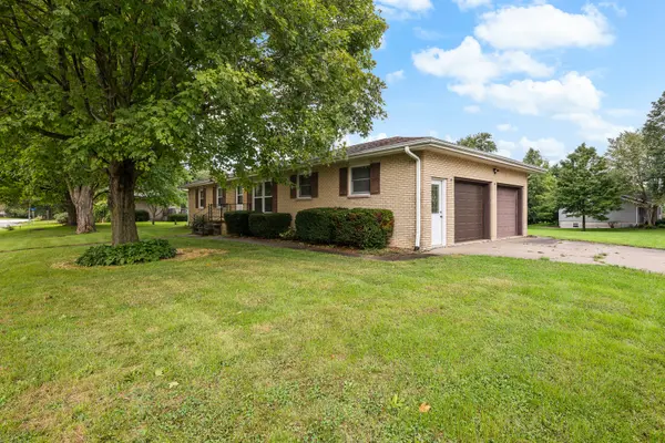 201 Marlane DR, Alpha, IL 61413
