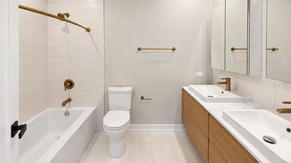 2839 W 24th BLVD #3M, Chicago, IL 60623