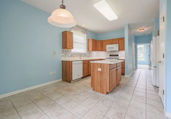 12928 W Willow Creek LN, Huntley, IL 60142