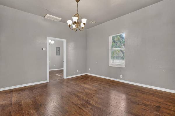 720 N Boulevard ST, Edmond, OK 73034