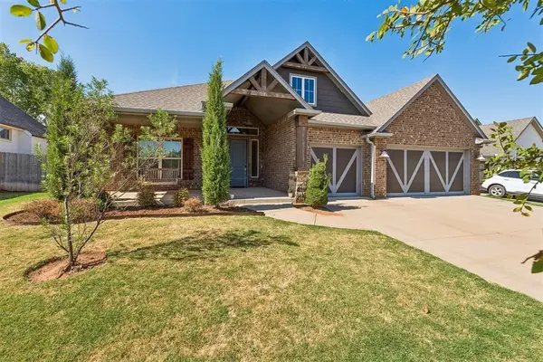 18617 Barcas RD, Edmond, OK 73012
