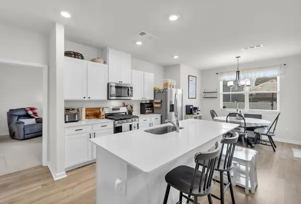 2236 Tate Farm Ln, White House, TN 37188