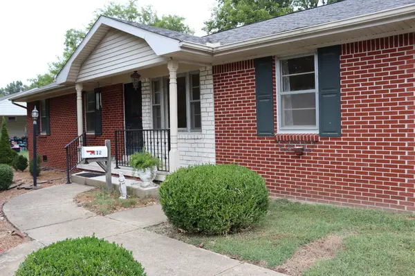 2112 Norwood Dr, Union City, TN 38261