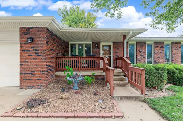 820 Surrey, Maize, KS 67101