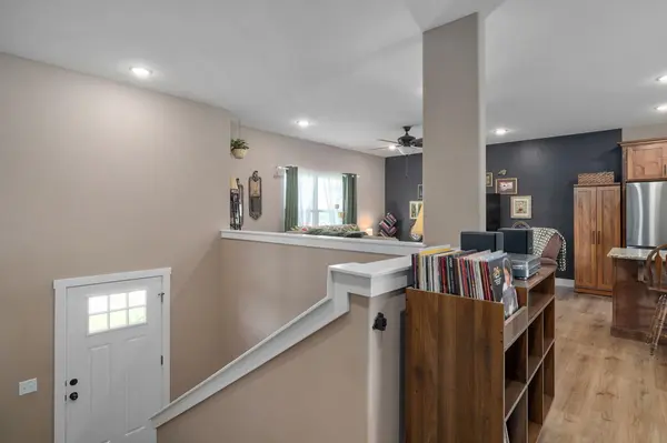 1106 S Swift AVE, Ozark, MO 65721