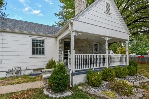 2021 S Jefferson AVE, Springfield, MO 65807
