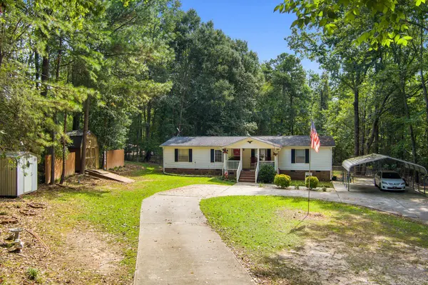695 Miller RD, Woodruff, SC 29388