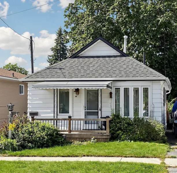 354 Verdun RD, Oshawa, ON L1H 5T5