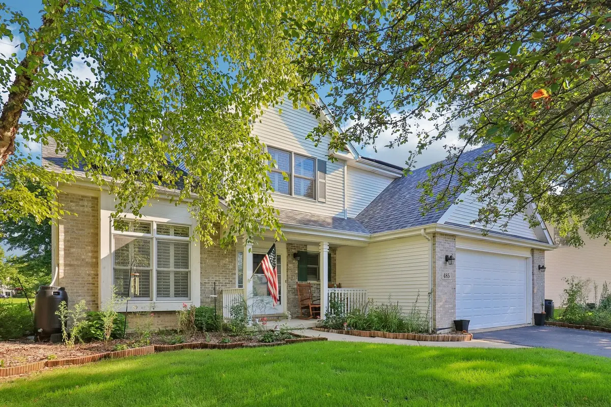 485 Spring Ridge DR, Crystal Lake, IL 60012