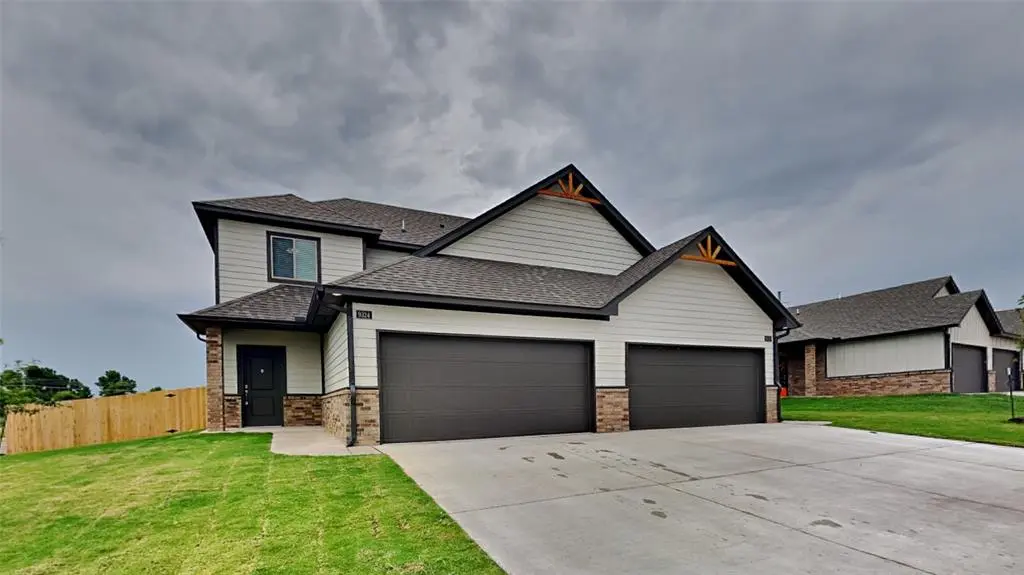 12501 Florence LN, Yukon, OK 73099
