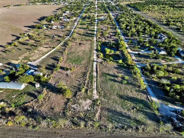 11622 Doyle Overton RD, Mustang Ridge, TX 78719