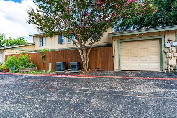 9604 Blue Creek LN, Austin, TX 78758