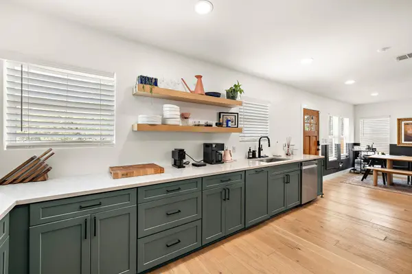 2945 Eckert ST, Austin, TX 78722