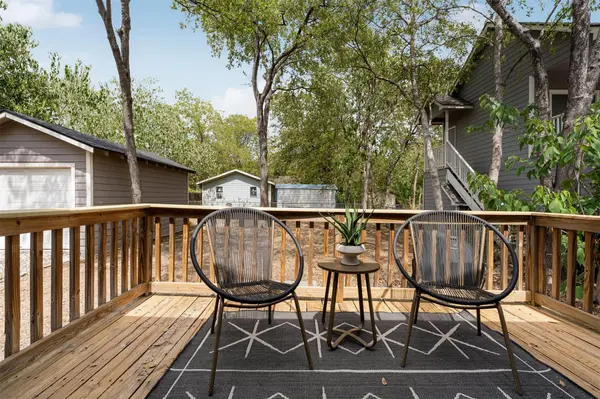 500 Denson DR, Austin, TX 78752