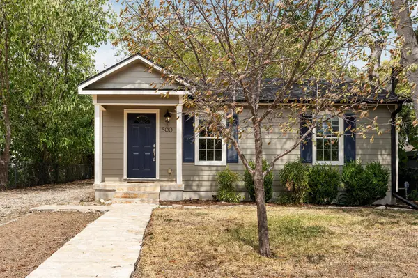 500 Denson DR, Austin, TX 78752