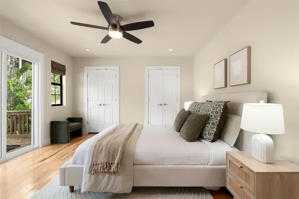 500 Denson DR, Austin, TX 78752