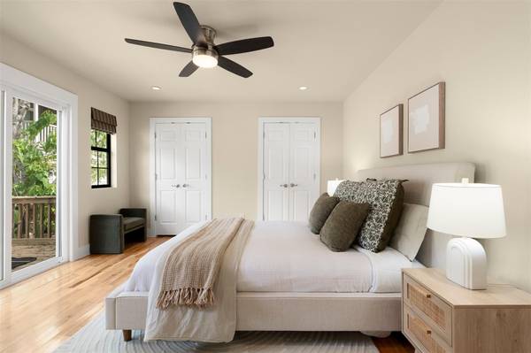 500 Denson DR, Austin, TX 78752