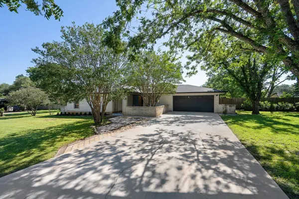 109 Woodland RD, Georgetown, TX 78628