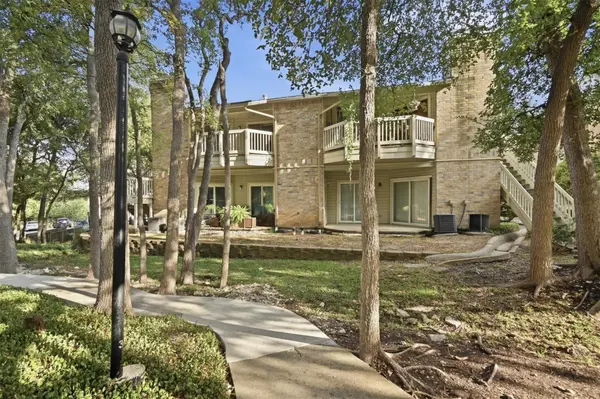 2450 Wickersham LN #1402, Austin, TX 78741