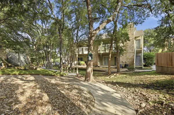 2450 Wickersham LN #1402, Austin, TX 78741