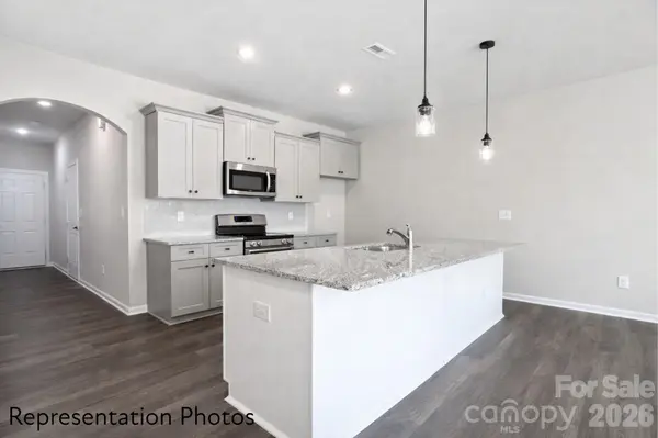 5929 Wallace AVE, Charlotte, NC 28212