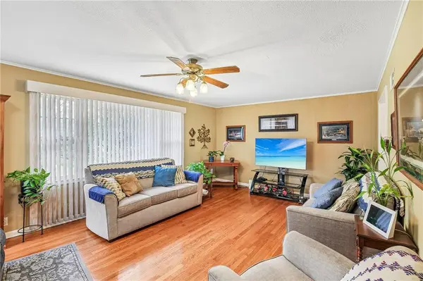 501 Eastwood RD, Harrisonville, MO 64701