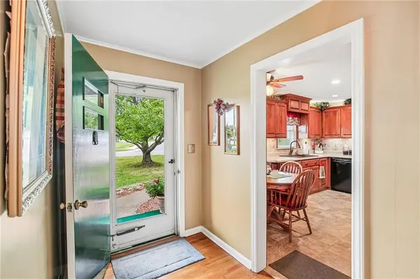 501 Eastwood RD, Harrisonville, MO 64701