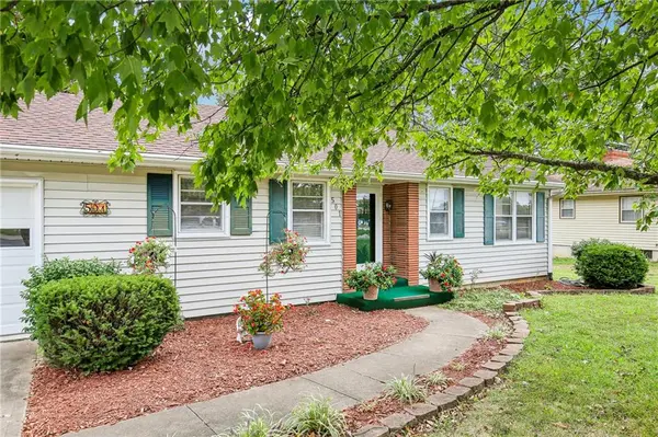501 Eastwood RD, Harrisonville, MO 64701