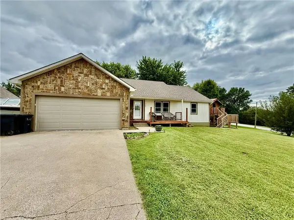 507 Shawn Crest LN, Richmond, MO 64085