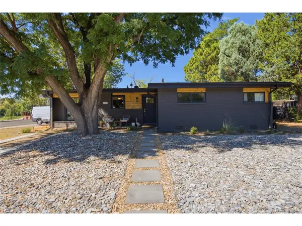 6001 Carr, Arvada, CO 80004