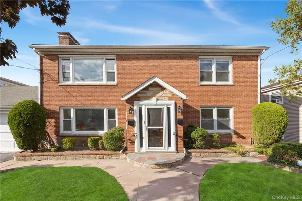 25 Dalton RD, Yonkers, NY 10701