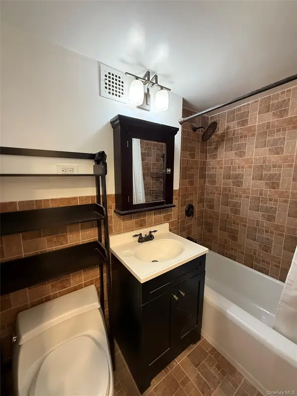 97-07 63 RD #9A, Rego Park, NY 11374