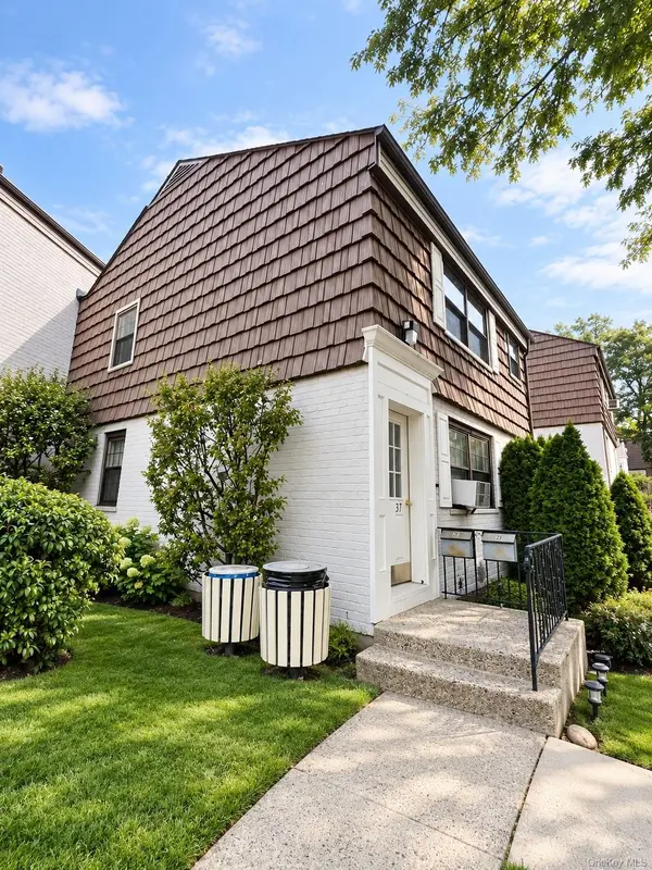 67-37 136th St #B, Kew Garden Hills, NY 11367