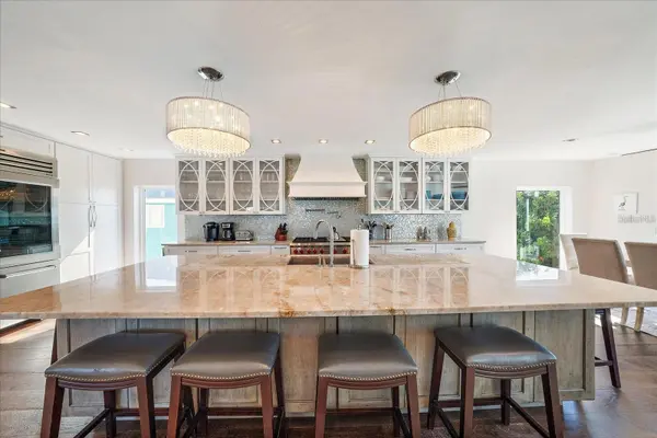 412 S CASEY KEY RD, Nokomis, FL 34275