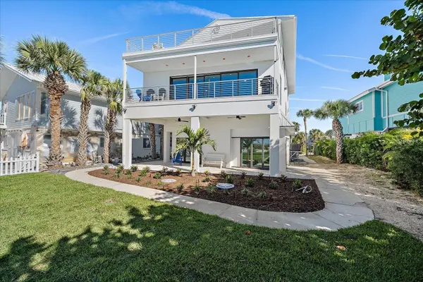 412 S CASEY KEY RD, Nokomis, FL 34275