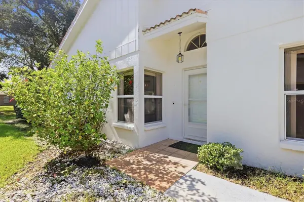 5837 GARDEN LAKES DR, Bradenton, FL 34203