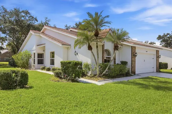 5837 GARDEN LAKES DR, Bradenton, FL 34203