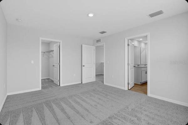 6762 EQUINOX LN, North Fort Myers, FL 33917