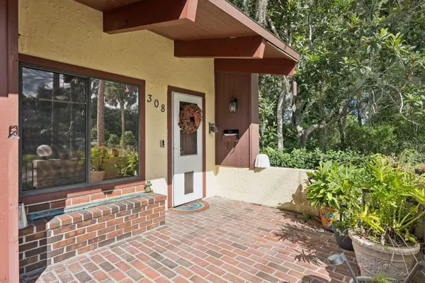 308 N GARFIELD AVE, Deland, FL 32724