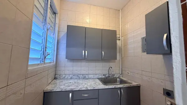 1 CONDO. EL FALANSTERIO DE PUERTA DE TIERRA #F3, San Juan, PR 00901