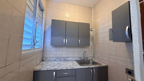 1 CONDO. EL FALANSTERIO DE PUERTA DE TIERRA #F3, San Juan, PR 00901