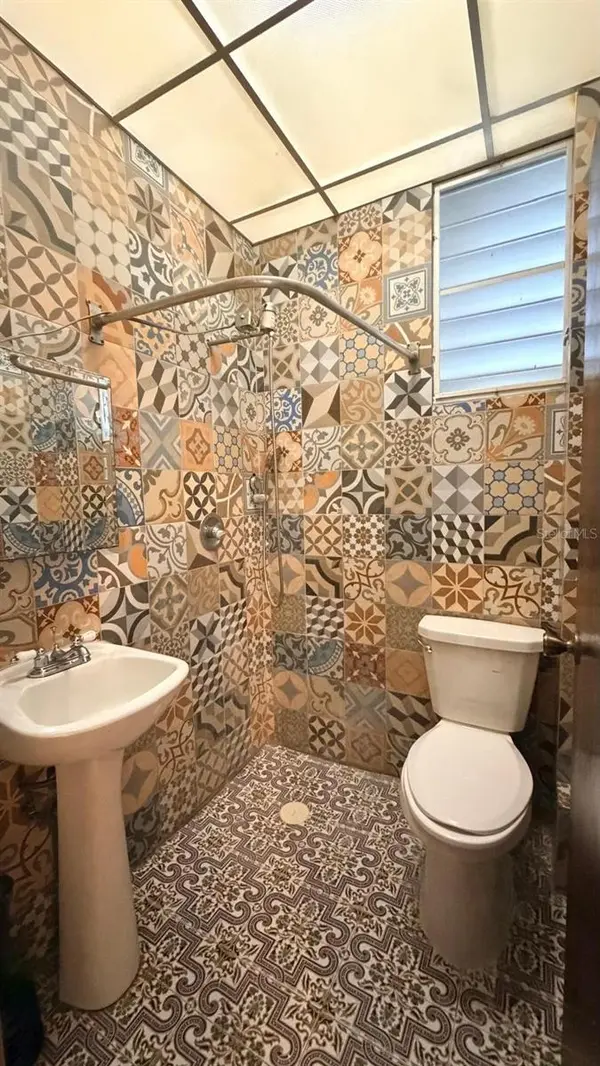 1 CONDO. EL FALANSTERIO DE PUERTA DE TIERRA #F3, San Juan, PR 00901