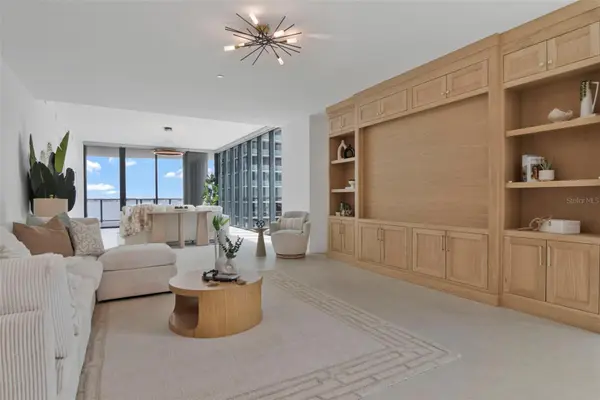 3015 S YSABELLA AVE #804, Tampa, FL 33629