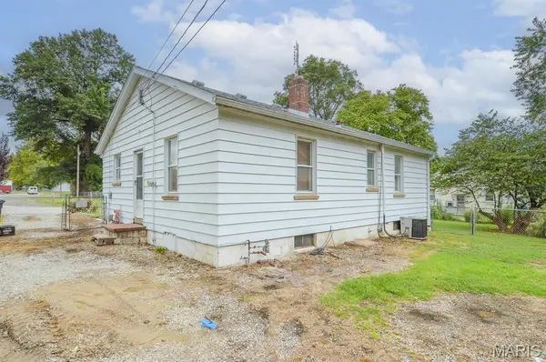 518 S 18th ST, Belleville, IL 62226