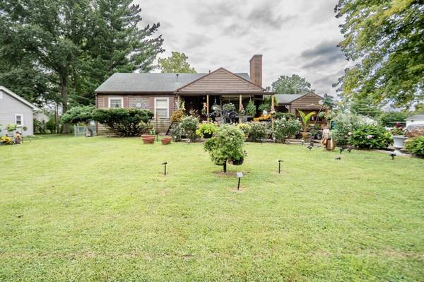 3443 E Oakwood AVE, Decatur, IL 62521
